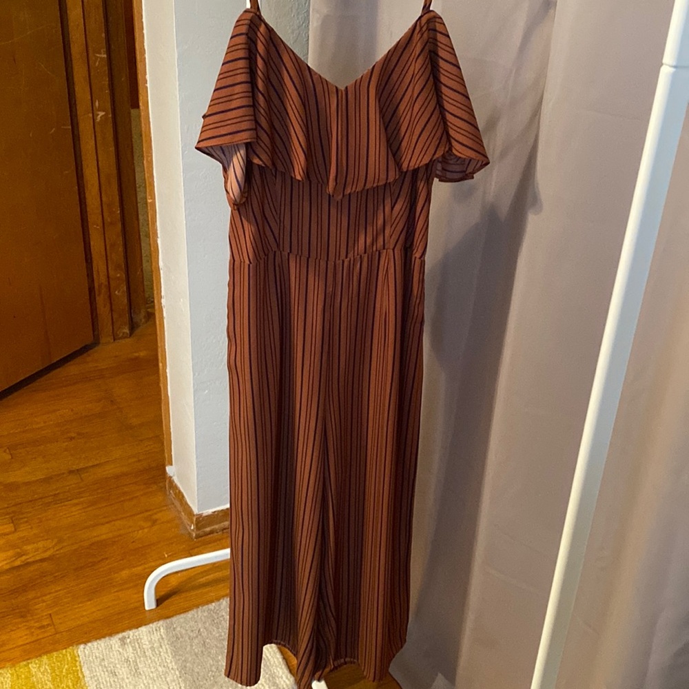 Xhilaration Cropped Jumpsuit with Ruffle Sleeves, S